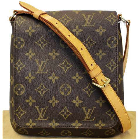 Louis Vuitton musette bags